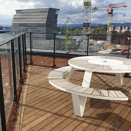 Bjorvika City Center Apartamento *